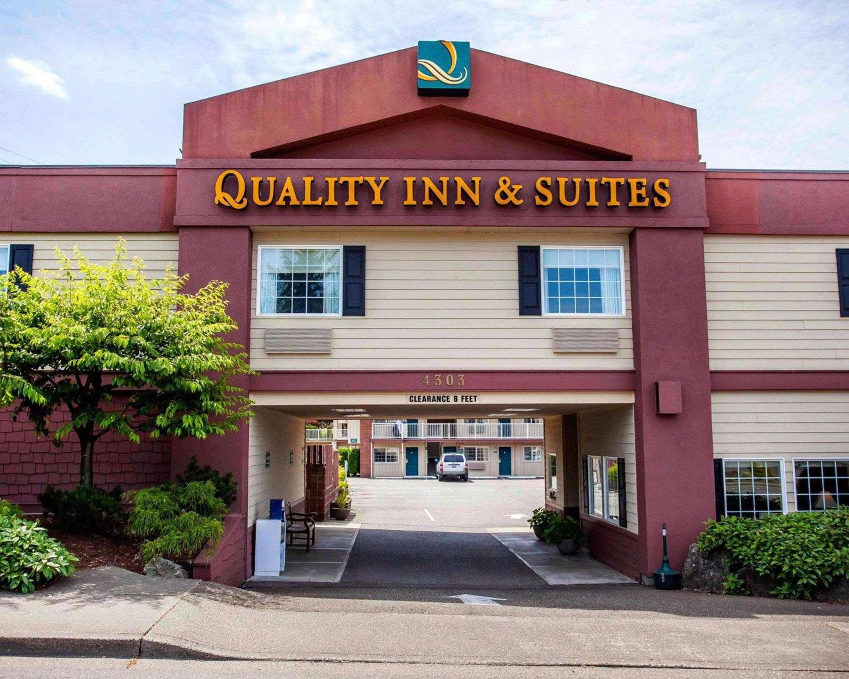 Quality Inn & Suites Bremerton Near Naval Shipyard エクステリア 写真