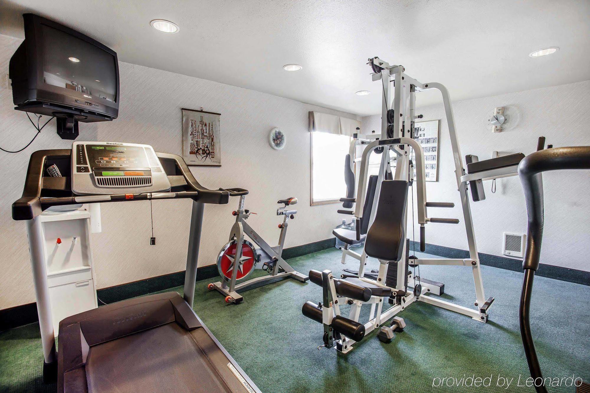 Quality Inn & Suites Bremerton Near Naval Shipyard エクステリア 写真